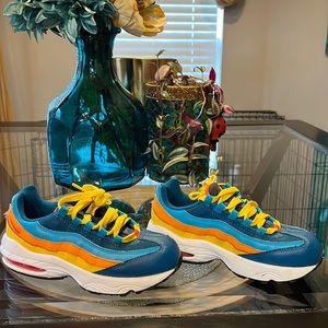 Boys size 1y blue orange and yellow in color Nike Airmax